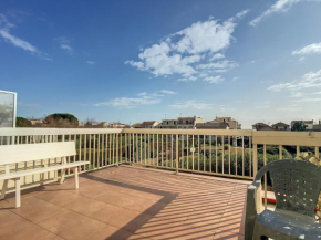 Bel F2 Cabine avec Garage, Proche Plage et Port, Grande Terrasse ensoleillée - FR-1-715-80